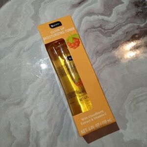 Glow Up Moisturizing Toner